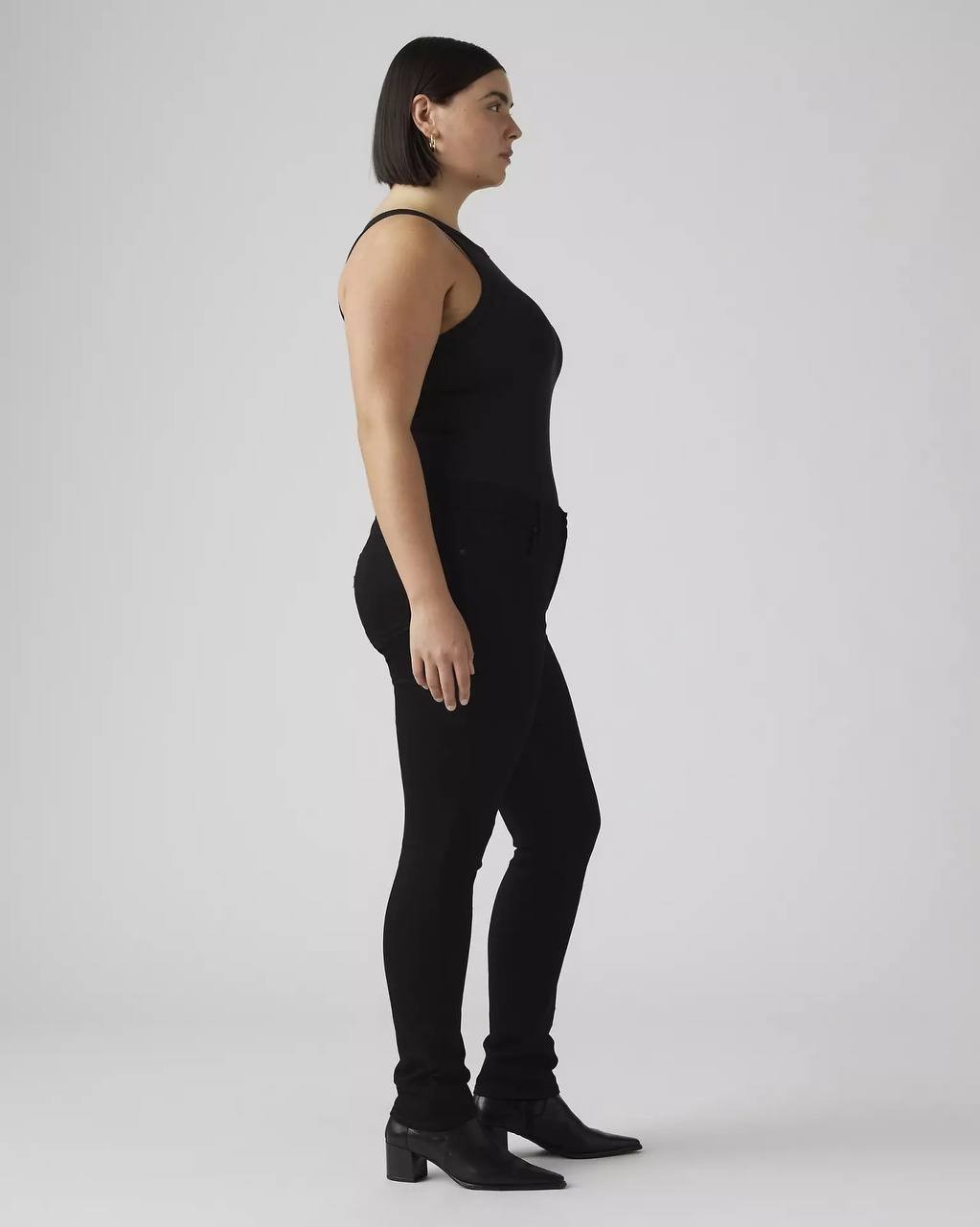 Levi’s Women’s Plus Shaping Jeans Black 22W M $69.50 NWT