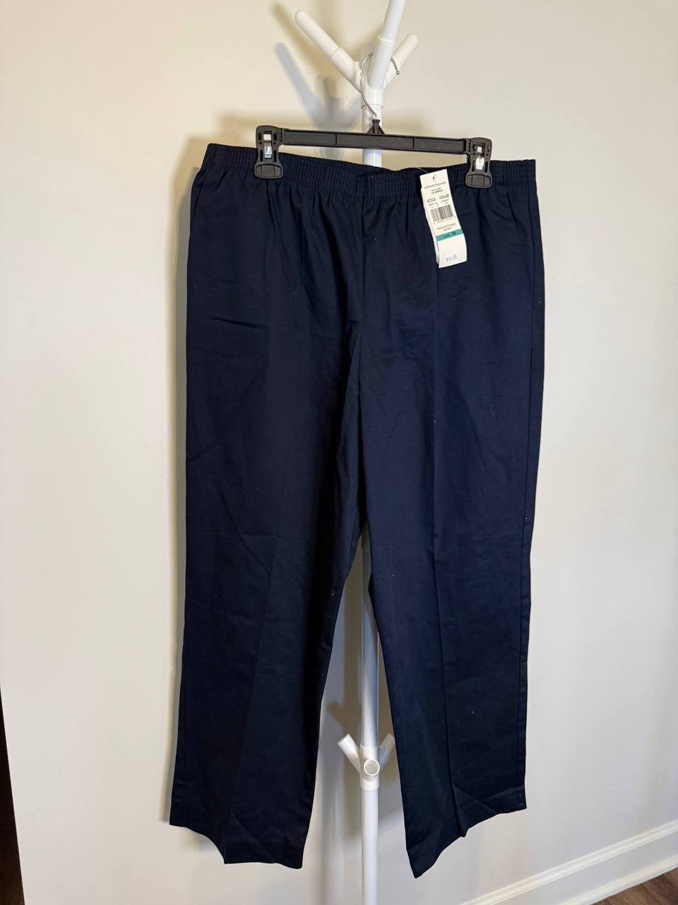Alfred Dunner Classics Twill Pull‑On Pants – Navy – Size 16 – NWT – $44.50