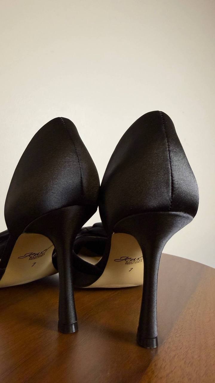 Badgley Mischka Jewel Pumps 7 Black Satin Pointed Toe Stiletto Heel NIB msrp$119