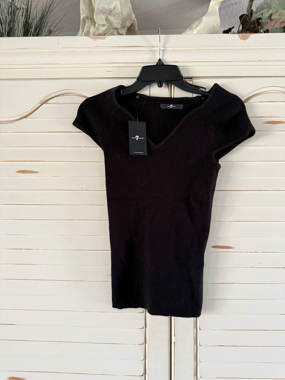 7 For All Mankind Sweetheart Rib Top M Black Fitted Knit Tee NWT MSRP $69