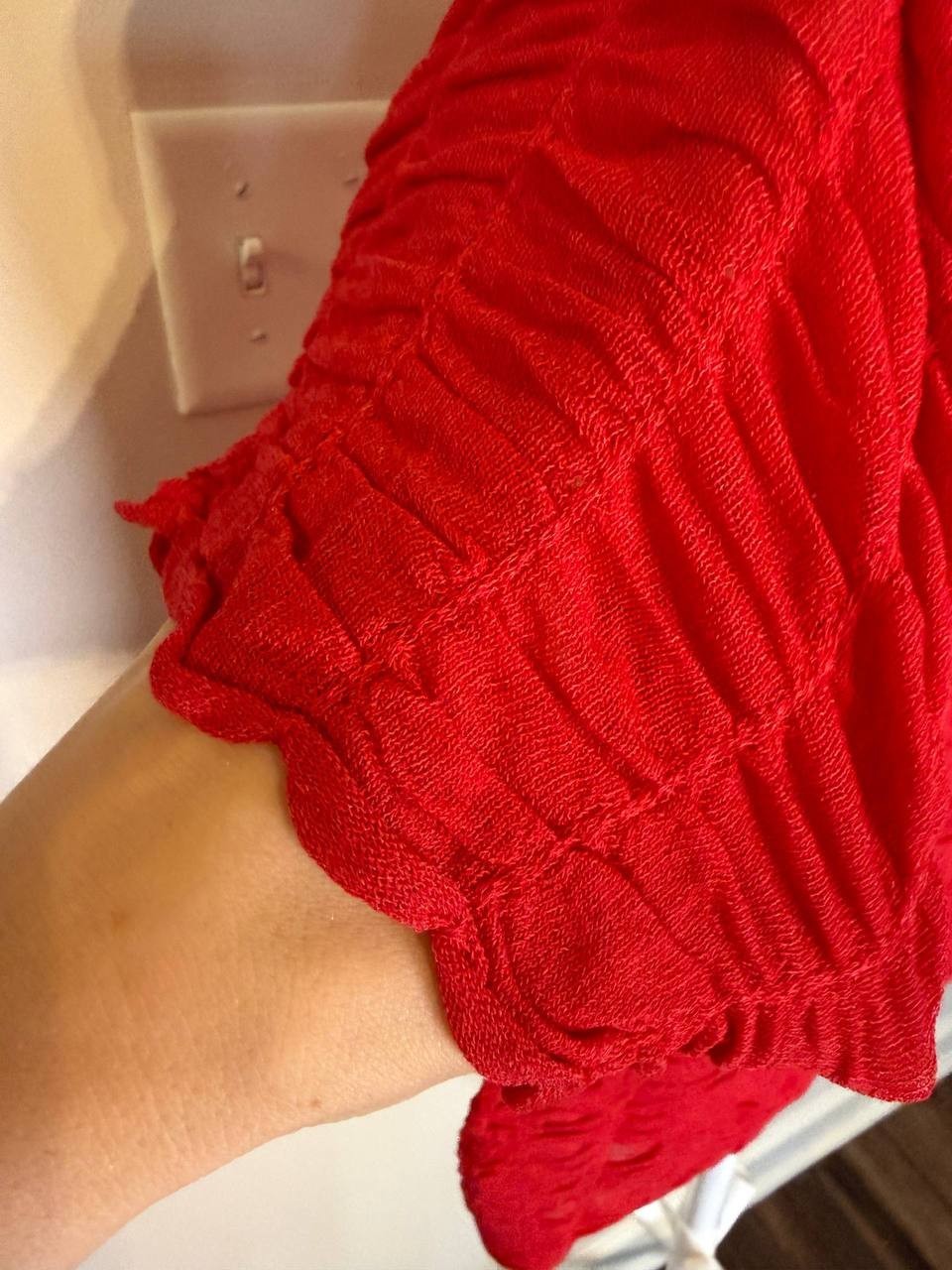 DKNY Ruched Scalloped‑Hem Top – Size S – Red – NWT