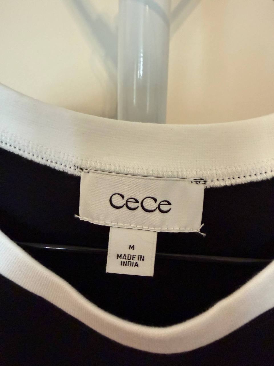 CeCe Button‑Shoulder Contrast‑Trim T‑Shirt – Size M – NWT – $59