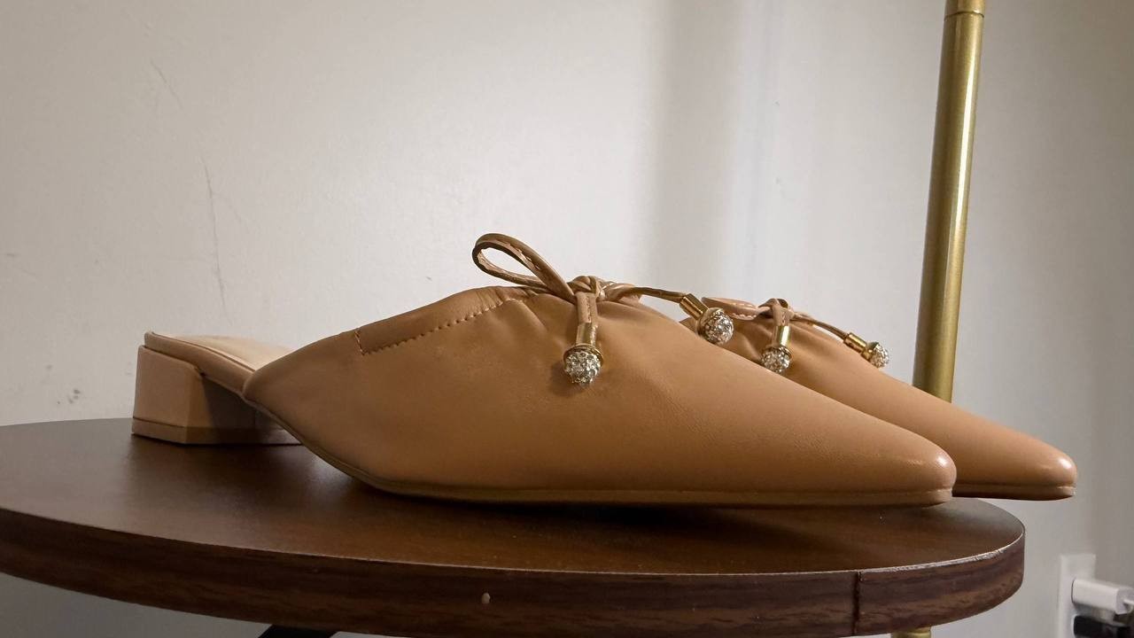 Jones New York Karise Pointed Toe Slip‑On Mules Natural Women’s 9M NWB $65