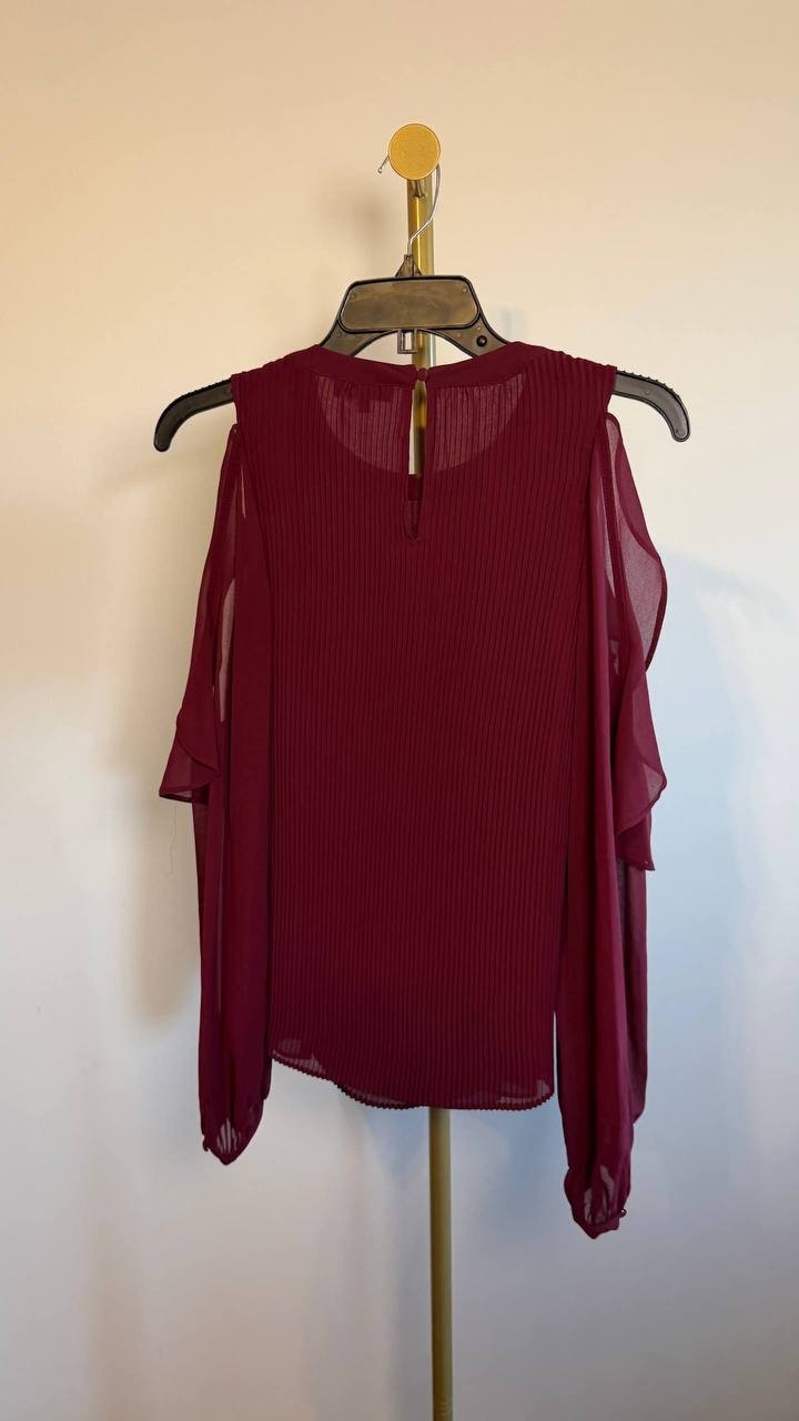 1.STATE Cold‑Shoulder Cuffed Turtleneck Sweater Windsor Wine S NWOT $79