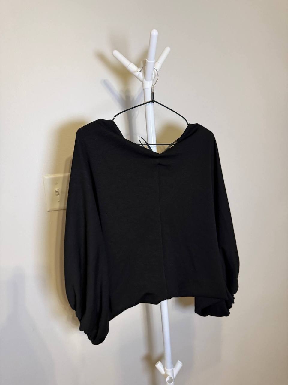 Donna Karan New York Open‑Front Puff‑Sleeve Shrug – Size L – NWT