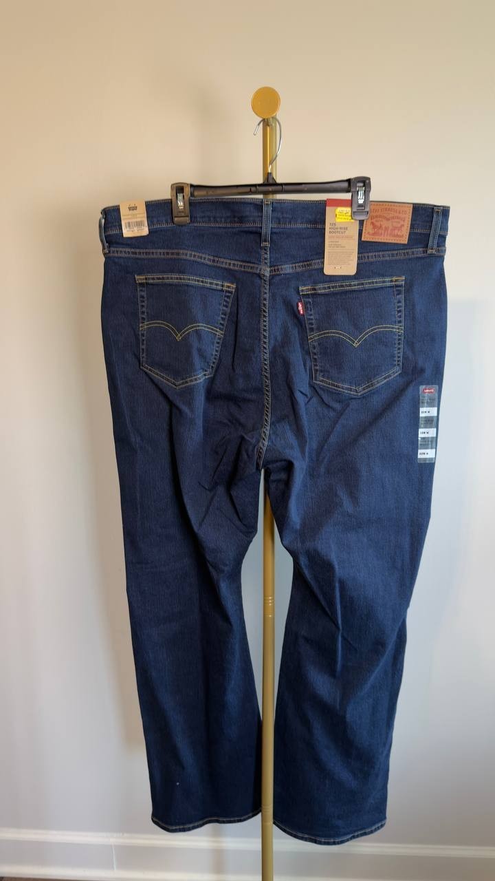 Levi’s 725 High Rise Bootcut Jeans Plus Size 22W Eternal Indigo NWT $69.50