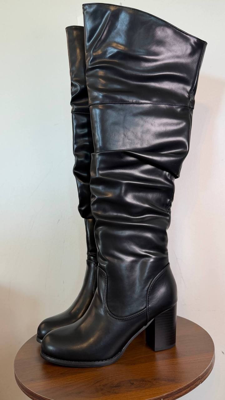 Journee Collection Women’s Stacked Heel Boots Black 8WD Man‑Made $143 NWB