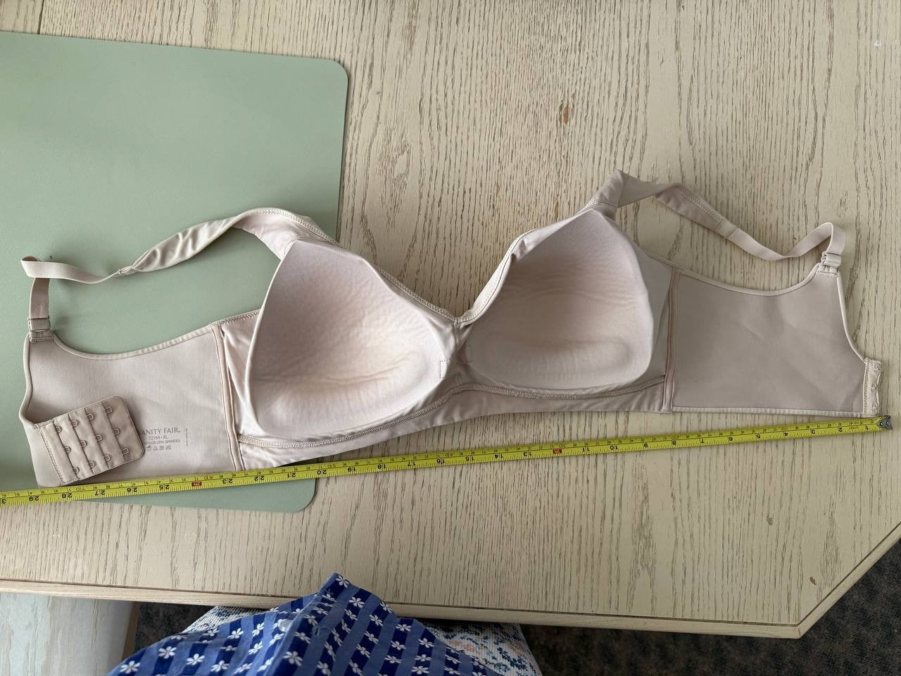 Vanity Fair Women’s Wireless Comfort Bra XL-42DD Nude Beige – Style 72164