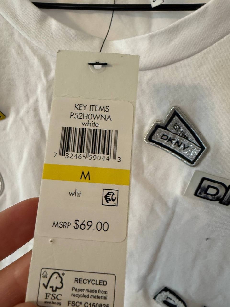 DKNY Embellished Tee White SIZE M NWT Modern Casual Top MSRP$69