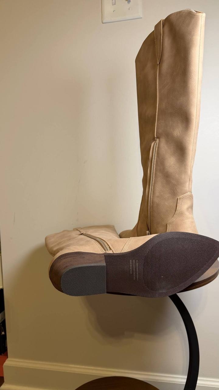 Dolce Vita Kit Boots 10 Dune Man‑Made Knee‑High Cowboy Pointed Toe NIB msrp$99