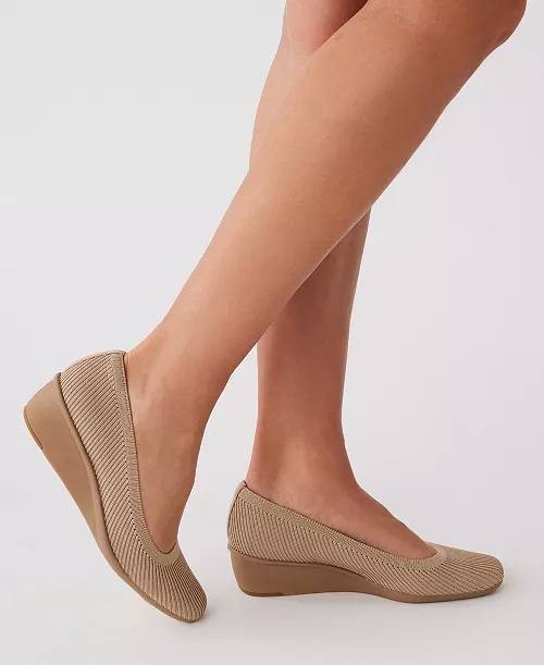Anne  Klein  Wedge  Pumps  Tan  Knit  10M  New  $75