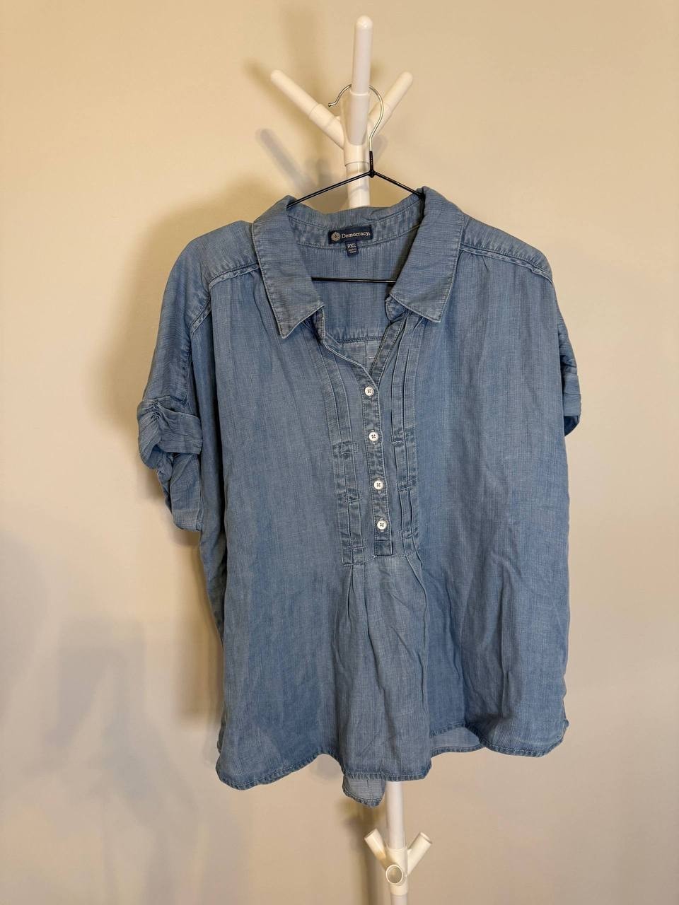 Democracy Ruched Short‑Sleeve Collar Button‑Down Pleated Petite Shirt – PXL –NWT