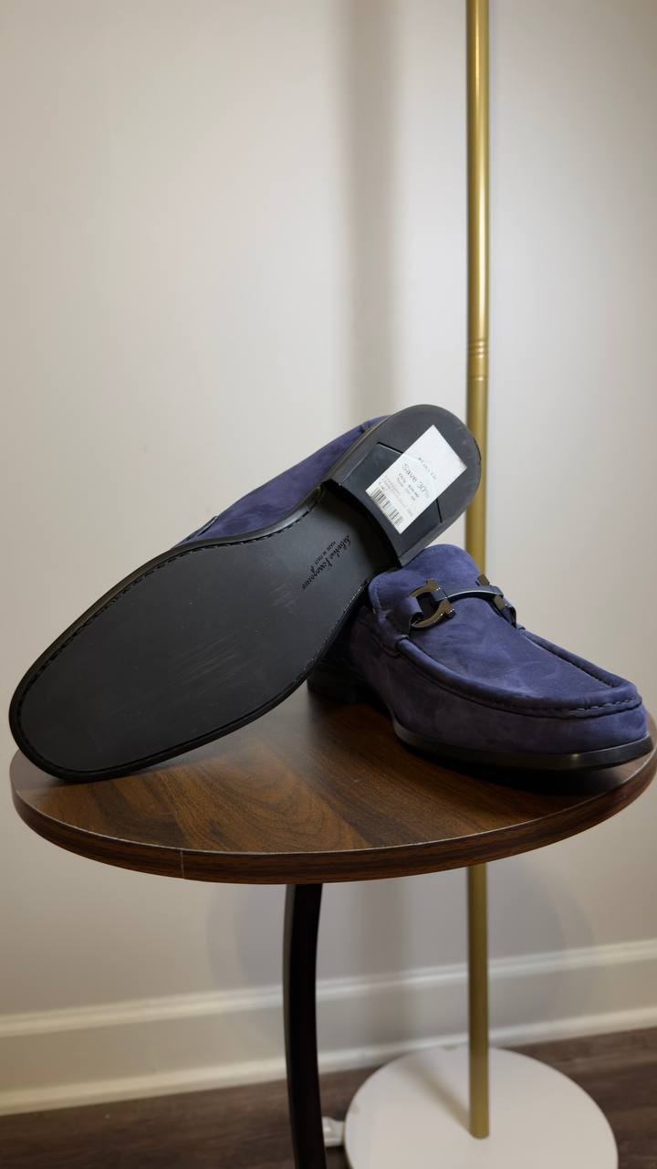 Ferragamo  Gancini  Loafers  Blue  Suede  8.5  New  in  Box  $950