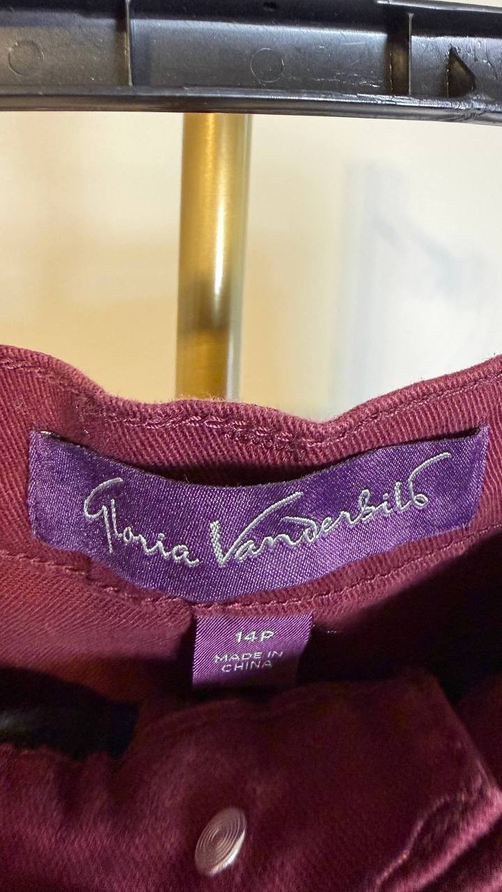 Gloria Vanderbilt Women’s Petite Amanda Straight Jeans Burgundy 14P $48 NWT