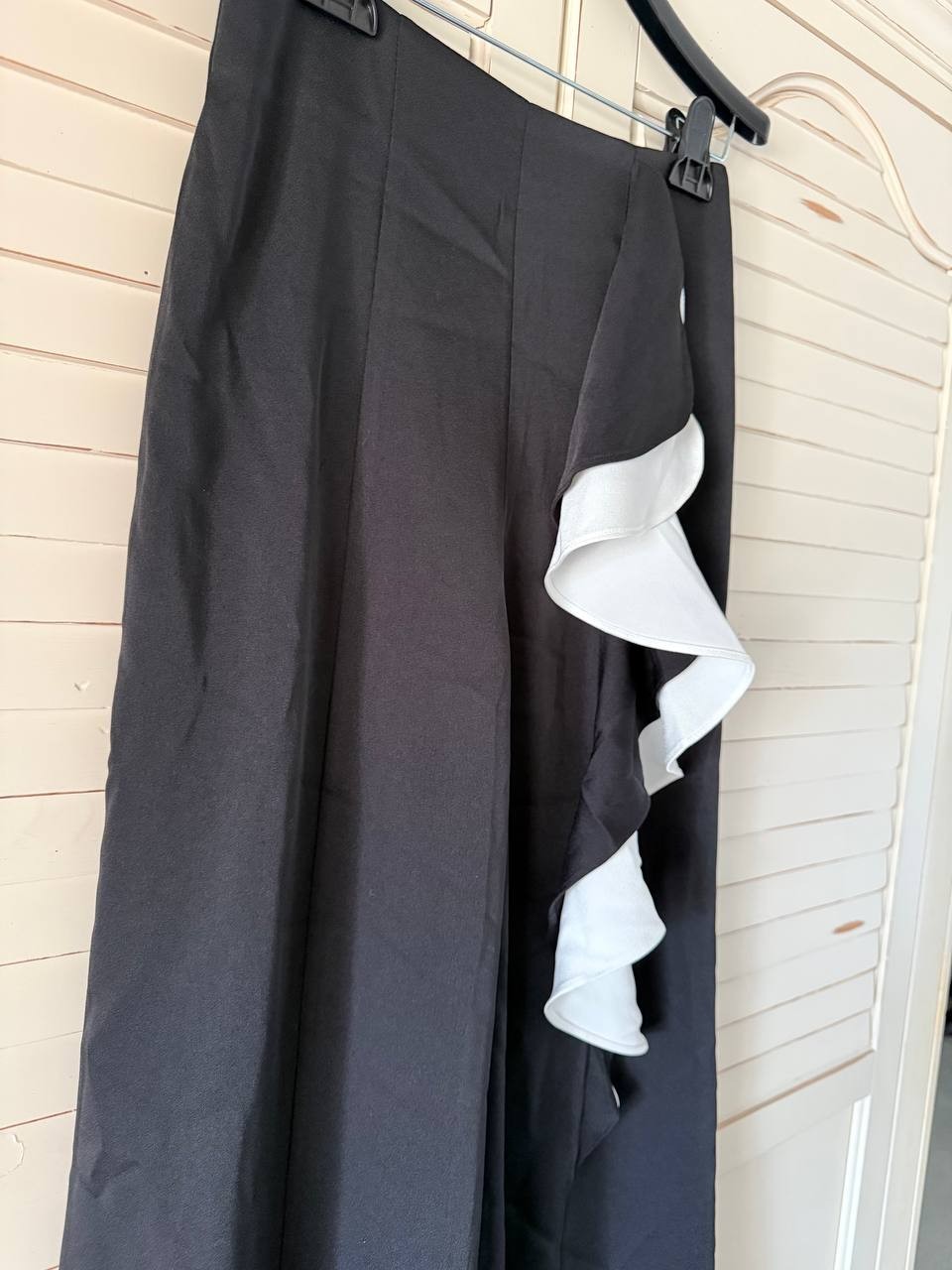 BEULAHSTYLE Black Wide-Leg Pants w/ White Ruffle Size S NWT $218
