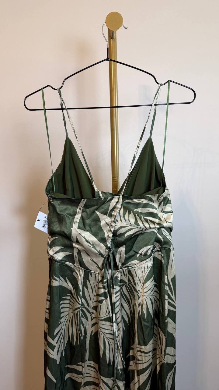 Guess Yasmin Satin Wide-Leg Jumpsuit Green Size L NWT Damaged Seam $178