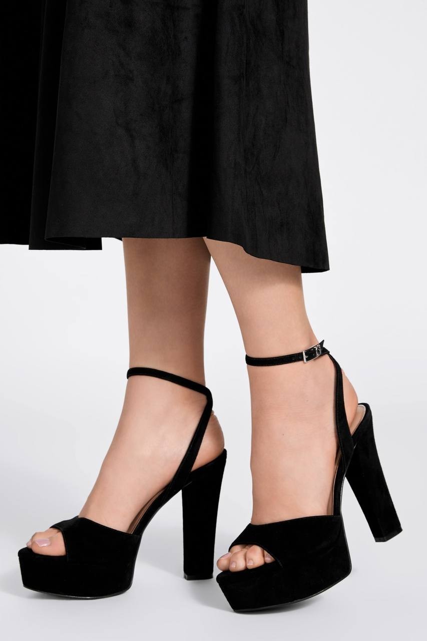 Guess Dress Sandals Black 9 M New $129.00