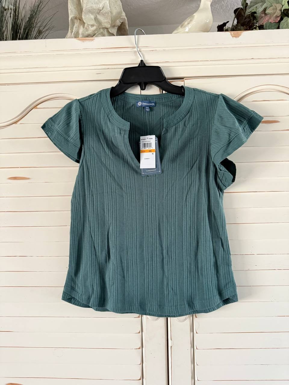 Democracy Petite PS Green Split V-Neck Cap Sleeve Knit Top NWT MSRP $48