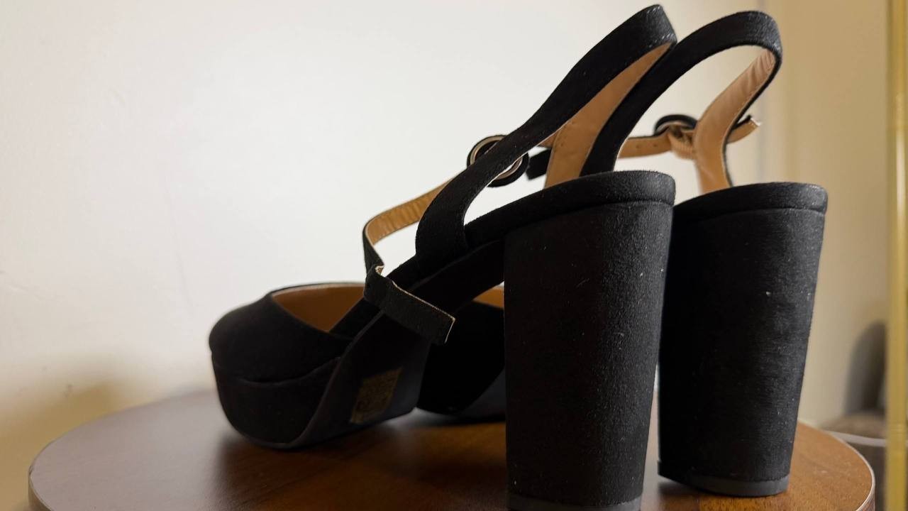 Journee Roslynn Pumps 10 Black Faux Suede Almond Toe Block Heel NIB msrp$94.99