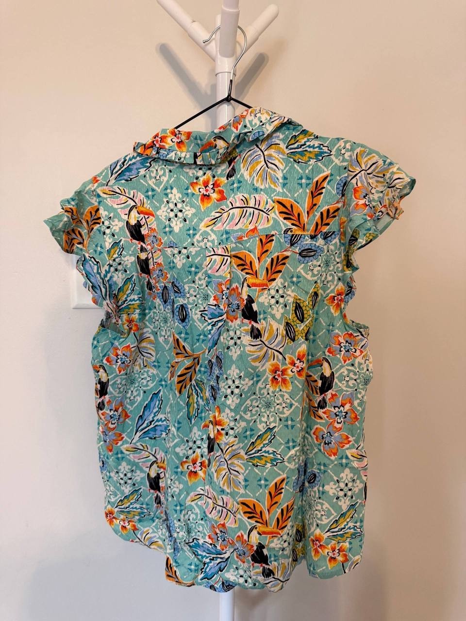 Democracy Flutter‑Sleeve Ruffle‑Edge Blouse Light Turquoise– Size PL–NWT–MSRP$68