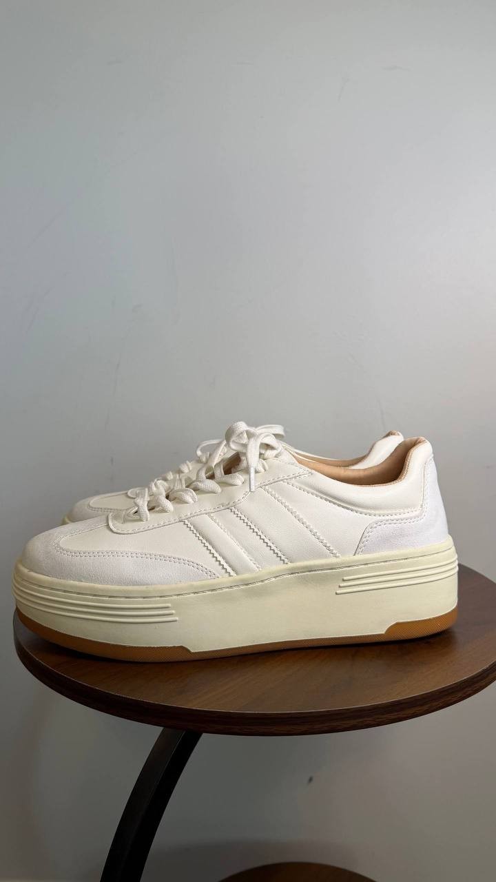 Madden Girl Livvyy Platform Sneakers White 8.5M  $59 NWOB