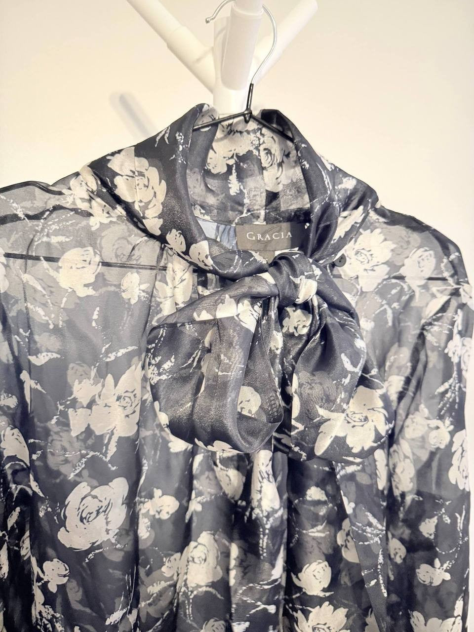 Gratia Sheer Floral Bow-Tie Blouse – Size S – NWT