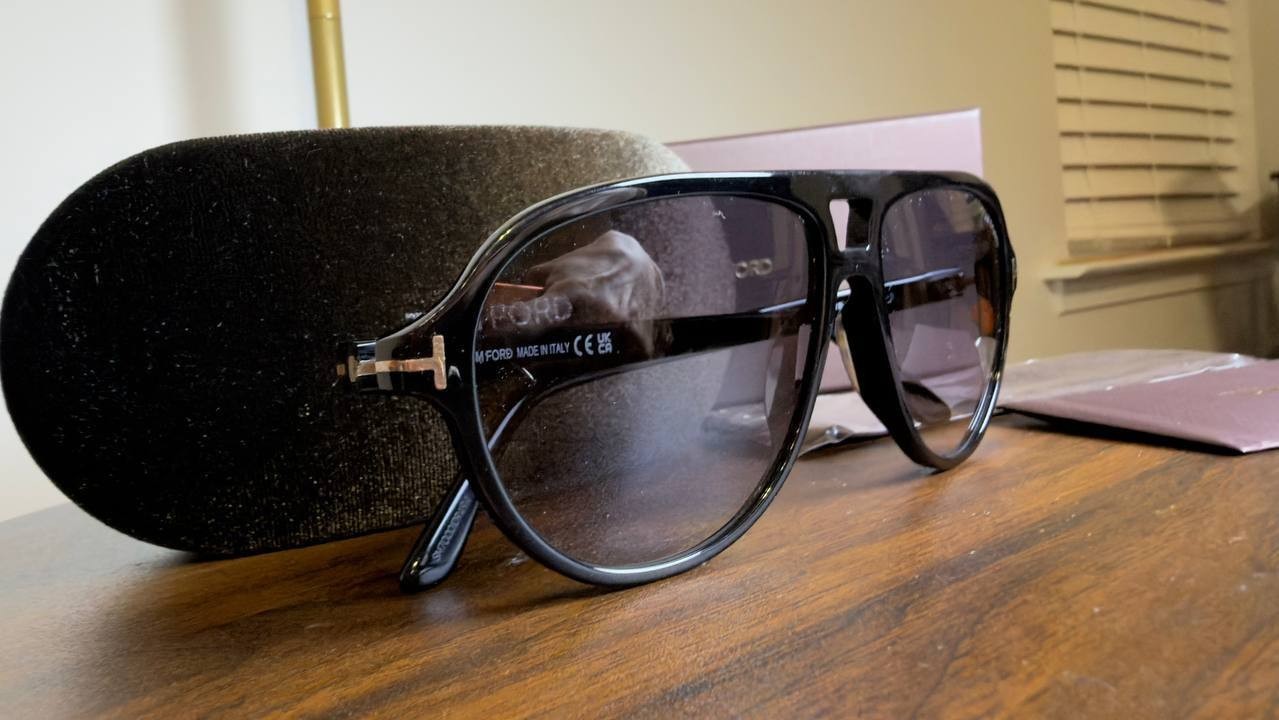 Tom  Ford   Sunglasses  Shiny  Black/Smoke  Gradient  OS  NWT  $325 