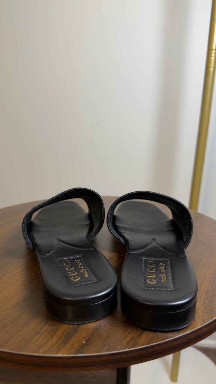 Gucci  Slide  Sandals  White/Black  35  Pre‑owned 