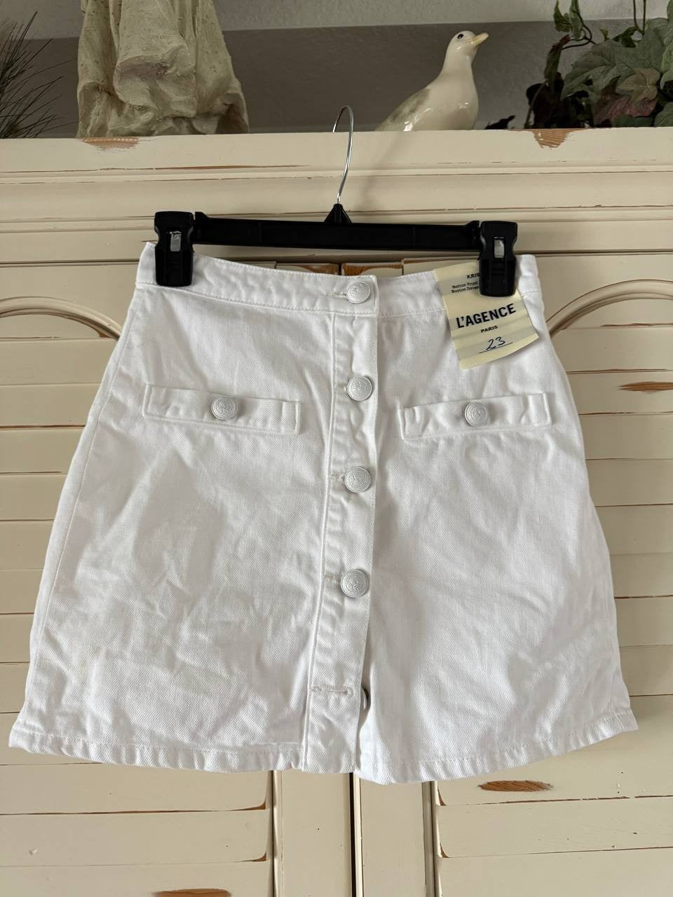 L’AGENCE Kris Button Mini Skirt White 23 High-Rise Denim NWT New with Tags