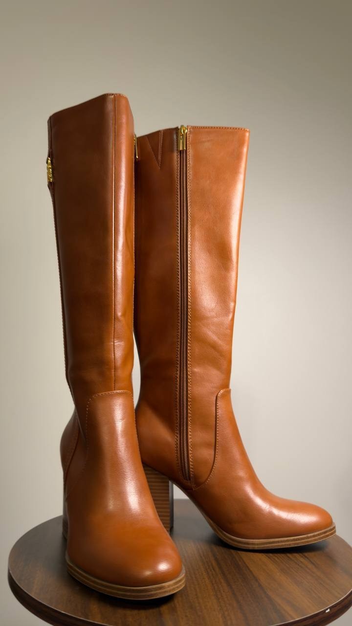 Tommy  Hilfiger  High  Dress  Boots  Medium  Natural   7.5M  New  $158.99