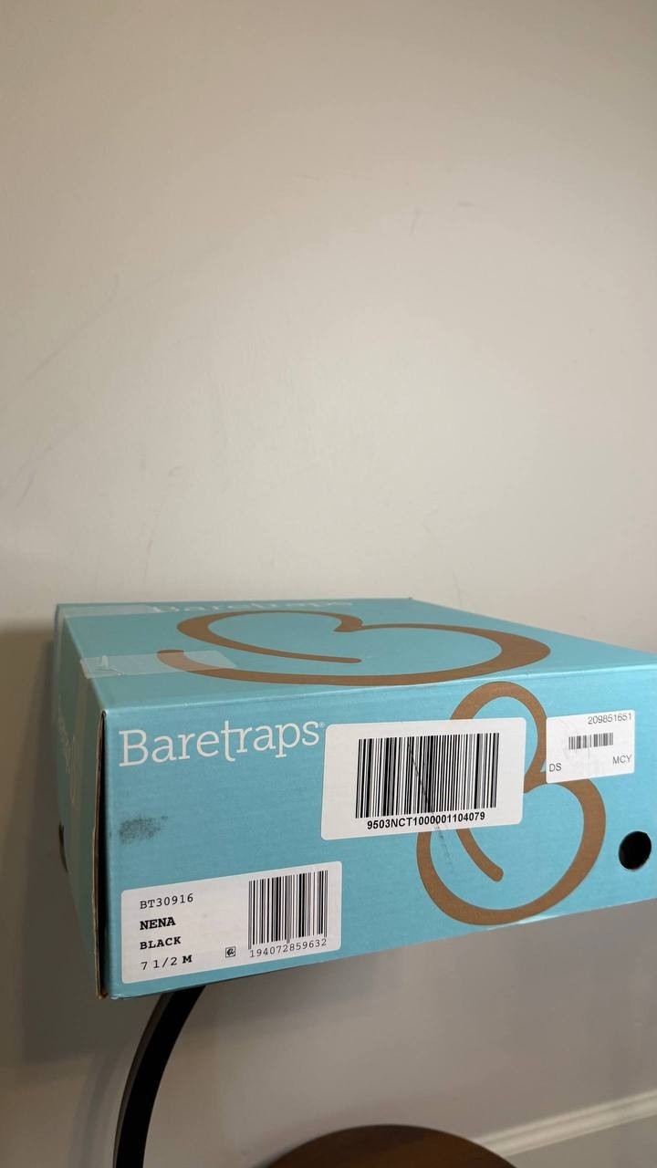 Baretraps Nena Riding Boots Black Women’s 7.5M NWB $119