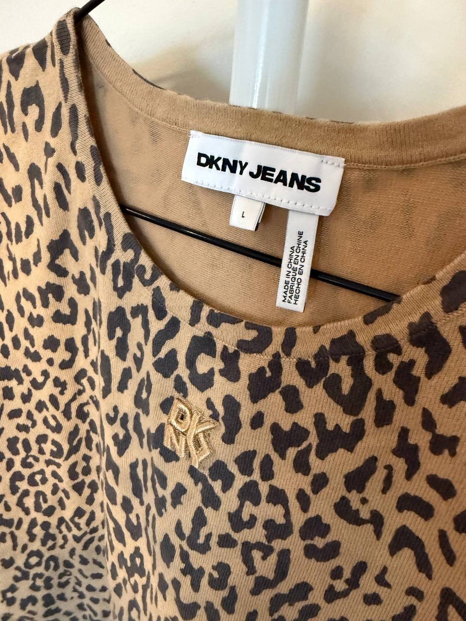 DKNY JEANS Cheetah‑Print Short‑Sleeve Tee – Size L – NWT –MSRP $79