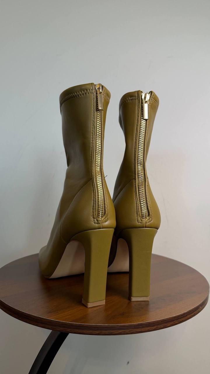 Steve Madden Khelan Olive Ankle Boots 9M Vegan Leather Block Heel $119.95 NWB