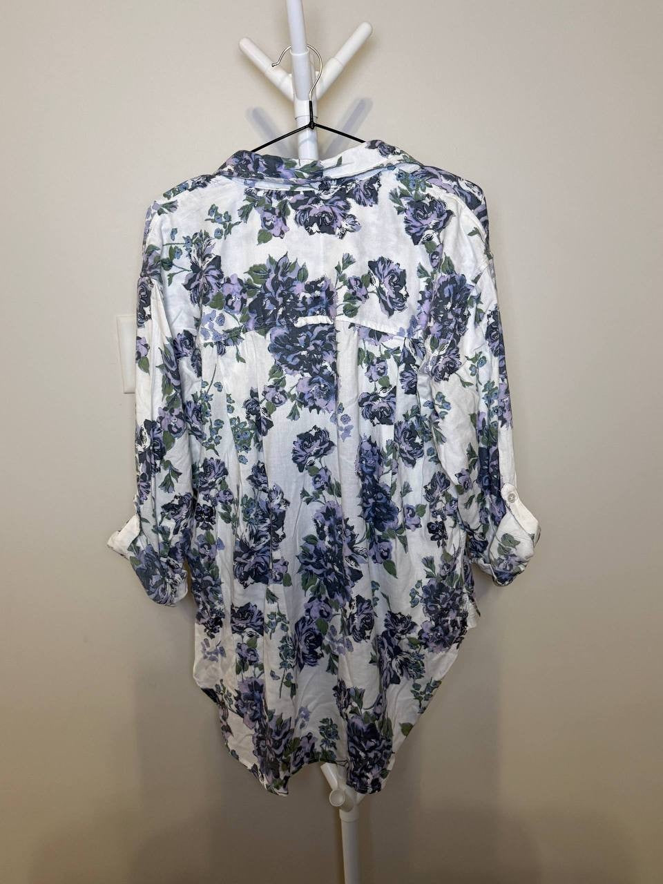 Gloria Vanderbilt Amanda Button‑Front Shirt – Size M – NWT –