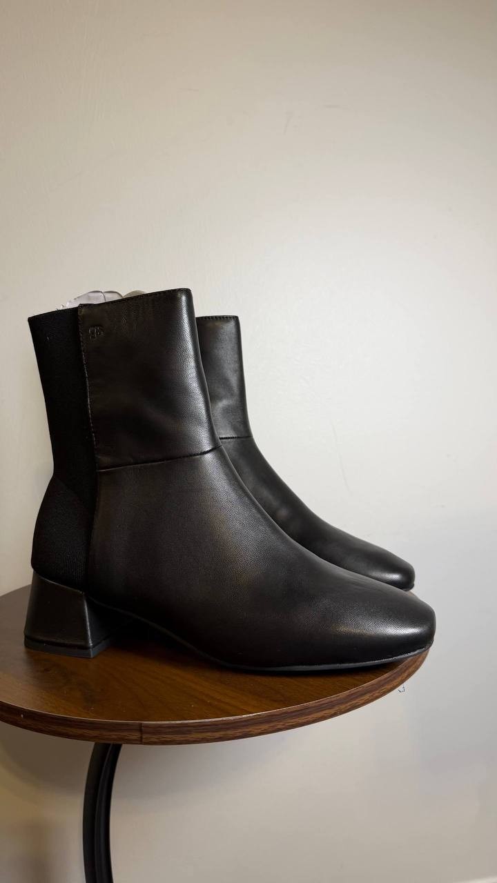 Gentle Souls Eileen Leather Block Heel Booties Black 9.5M NWB MSRP $199
