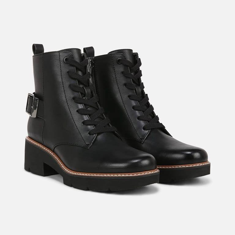 Naturalizer Cabaret Ankle Bootie Black 6W Faux Leather Lug Sole $159 NWB