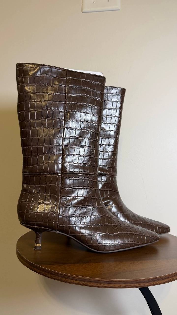 Kenneth Cole Meryl Boots 8.5M Brown Snip Toe Kitten Heel Pull‑On NIB msrp$199