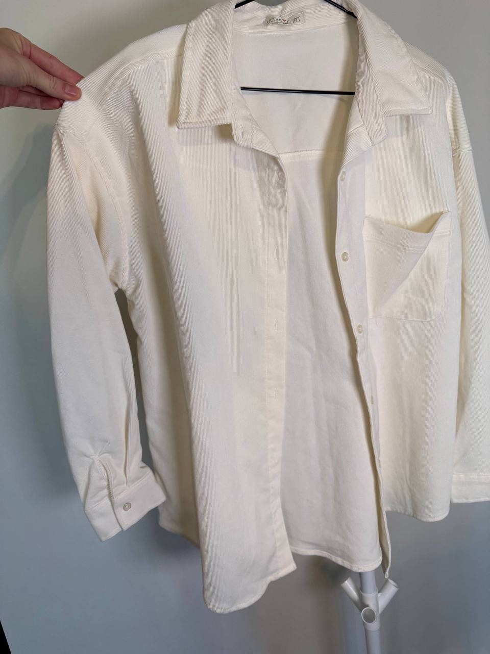 Ultra Flirt White Ribbed Cotton Shirt – Size L – NWOT