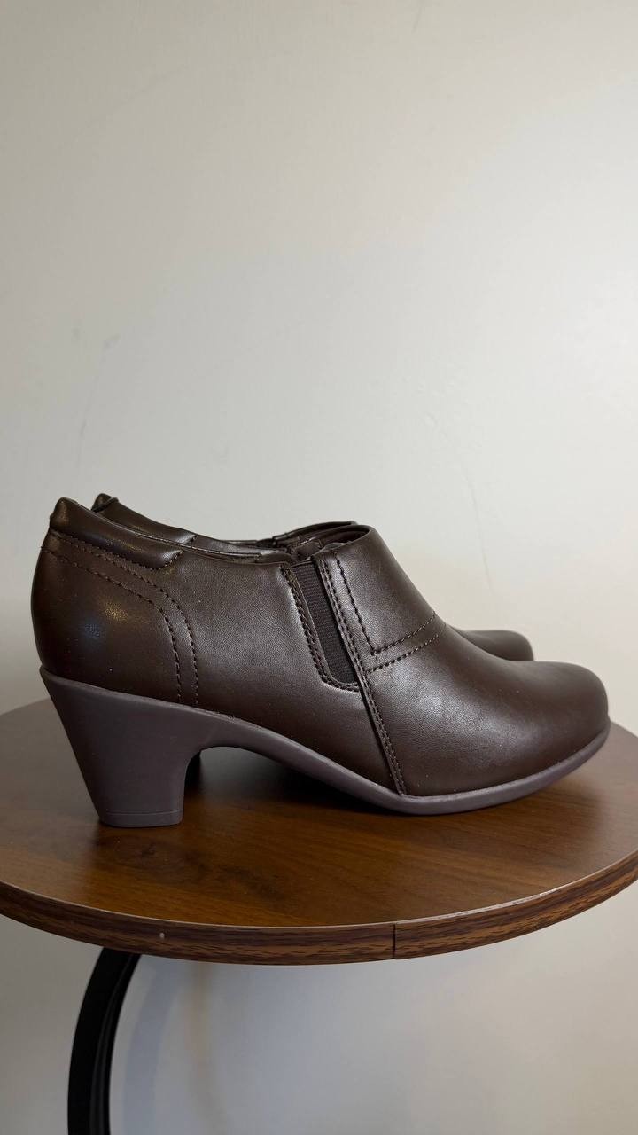 Easy Spirit Caine Booties 8W Dark Brown Side‑Zip Round Toe NIB msrp$95