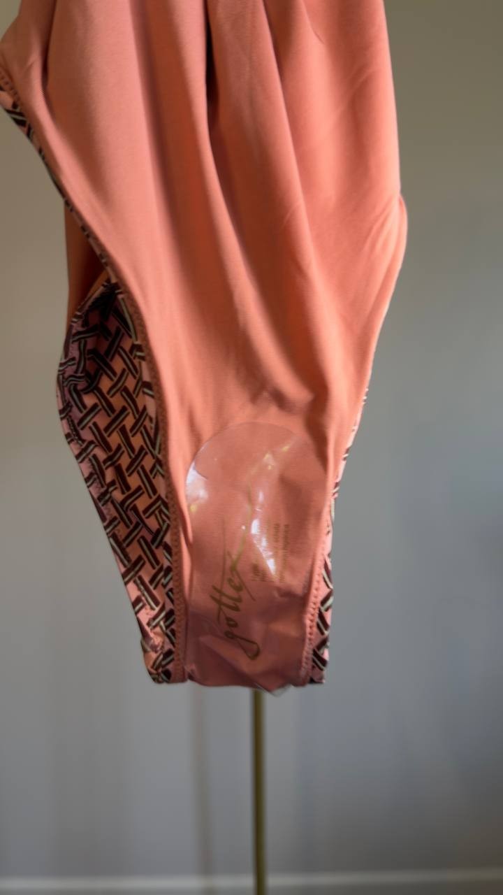 Gottex Luma Vintage Charm Square Neck One Piece Vintage Pink 8 NWOT $148
