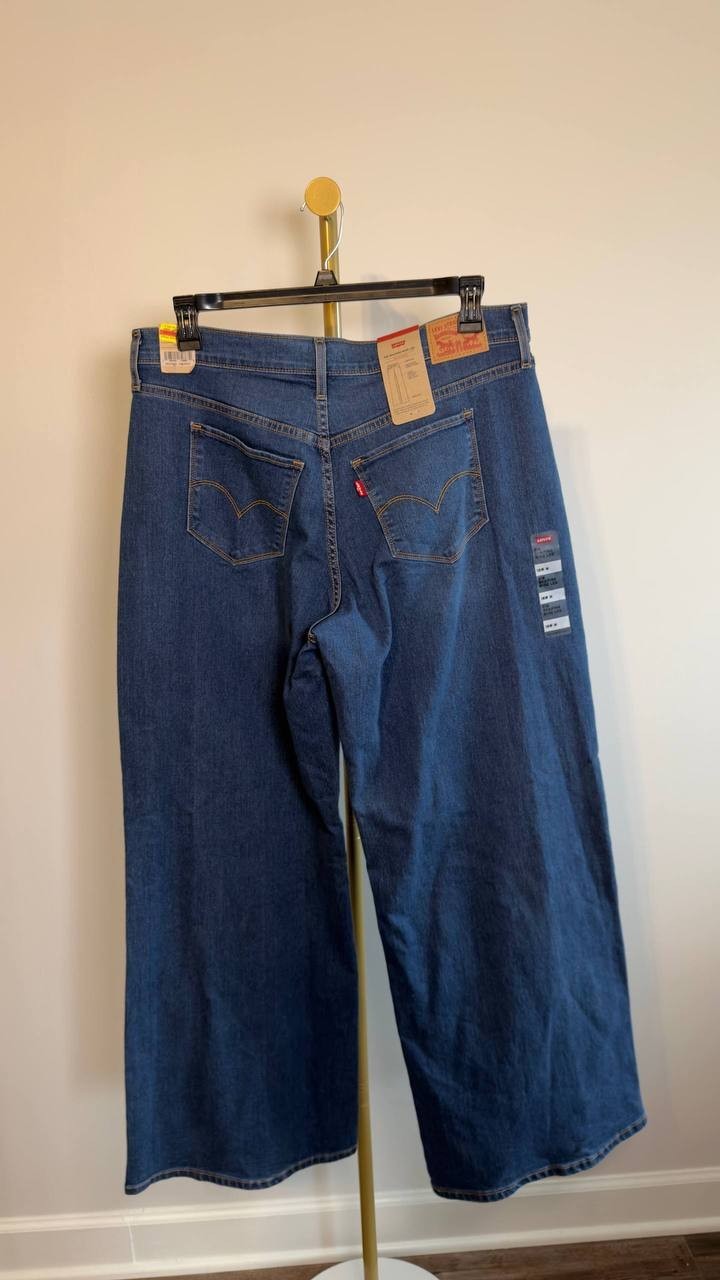 Levi’s 318 Shaping Wide Leg Jeans Plus Size Blue 16W NWT $69.50