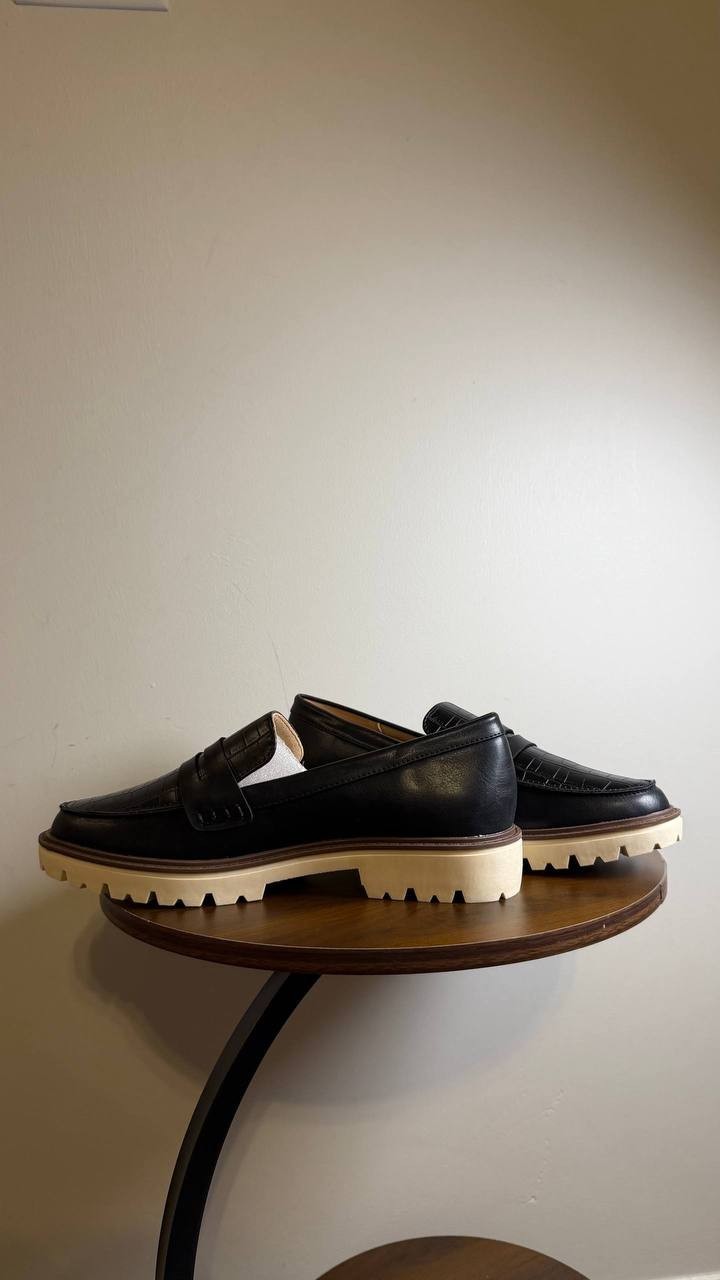 Journee Kenly Loafers 8.5 Black Lug Sole Slip‑On Croc Accent NIB msrp$85.99