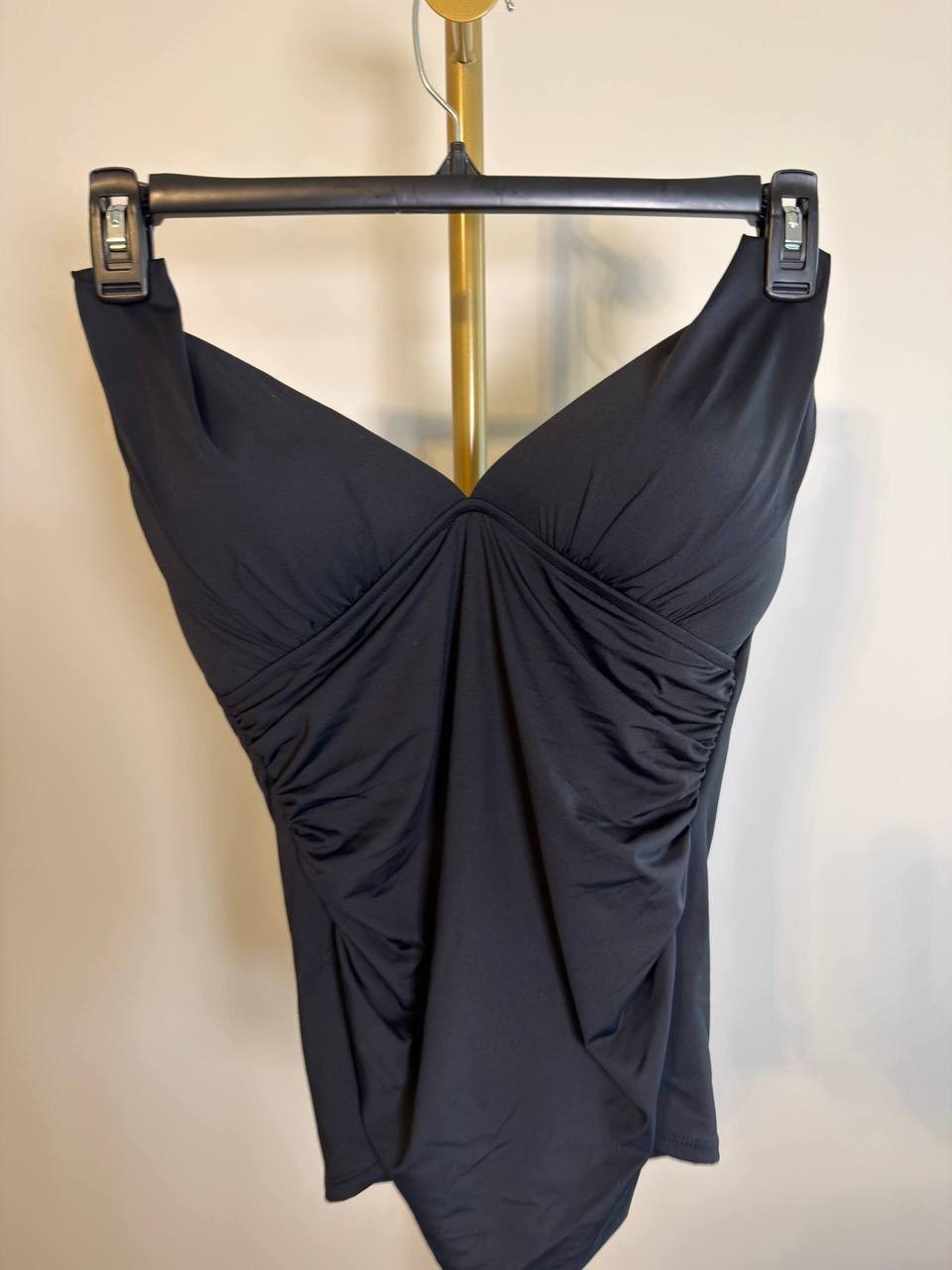 La Blanca Halter Tankini Top Black Size 8 NWT $105