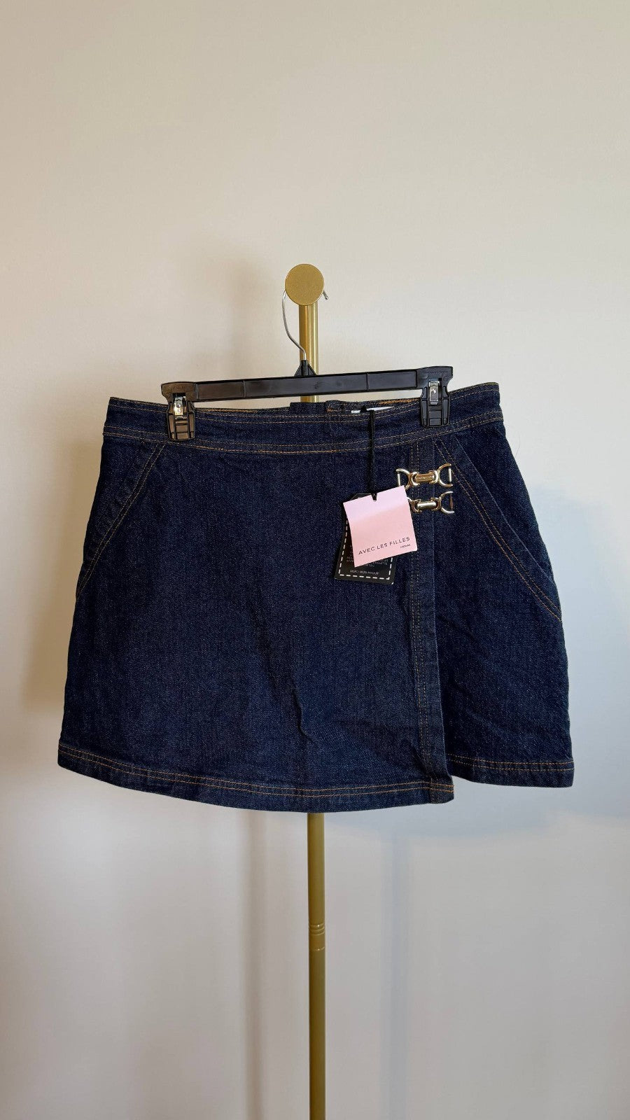Avec Les Filles Women’s Denim Mini Skirt – Broken Zip Fly 138$ MSRP