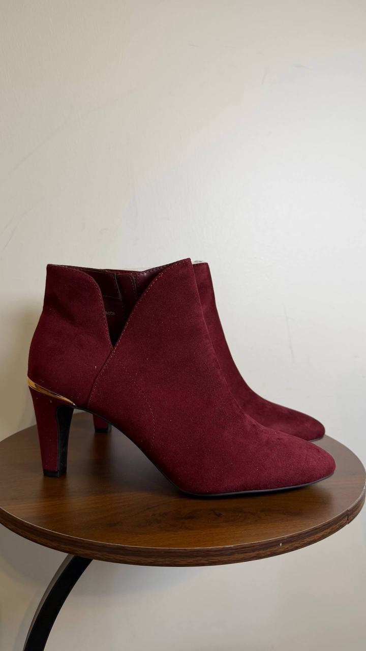 Anne Klein Annabelle Notch Ankle Dress Booties Burgundy 9M Heeled Booties NWB