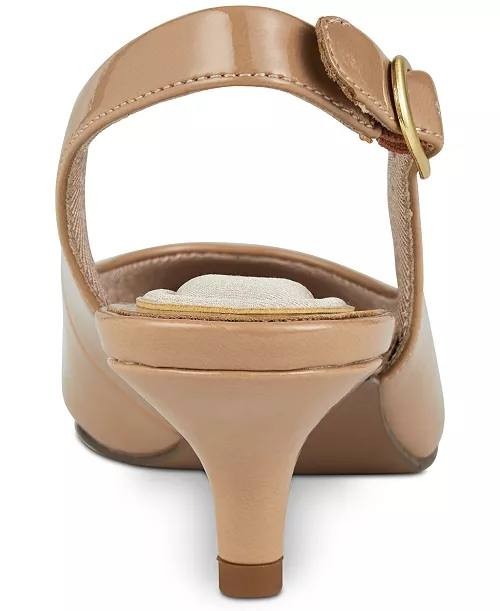 Easy Street Nude Patent Slingback Pumps 9M New w/o Box MSRP $69.99