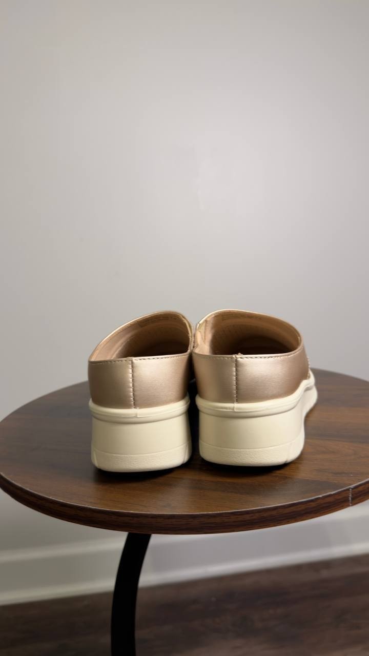 Easy  Street  Mule  Sneakers  Champagne  7M  New  $60