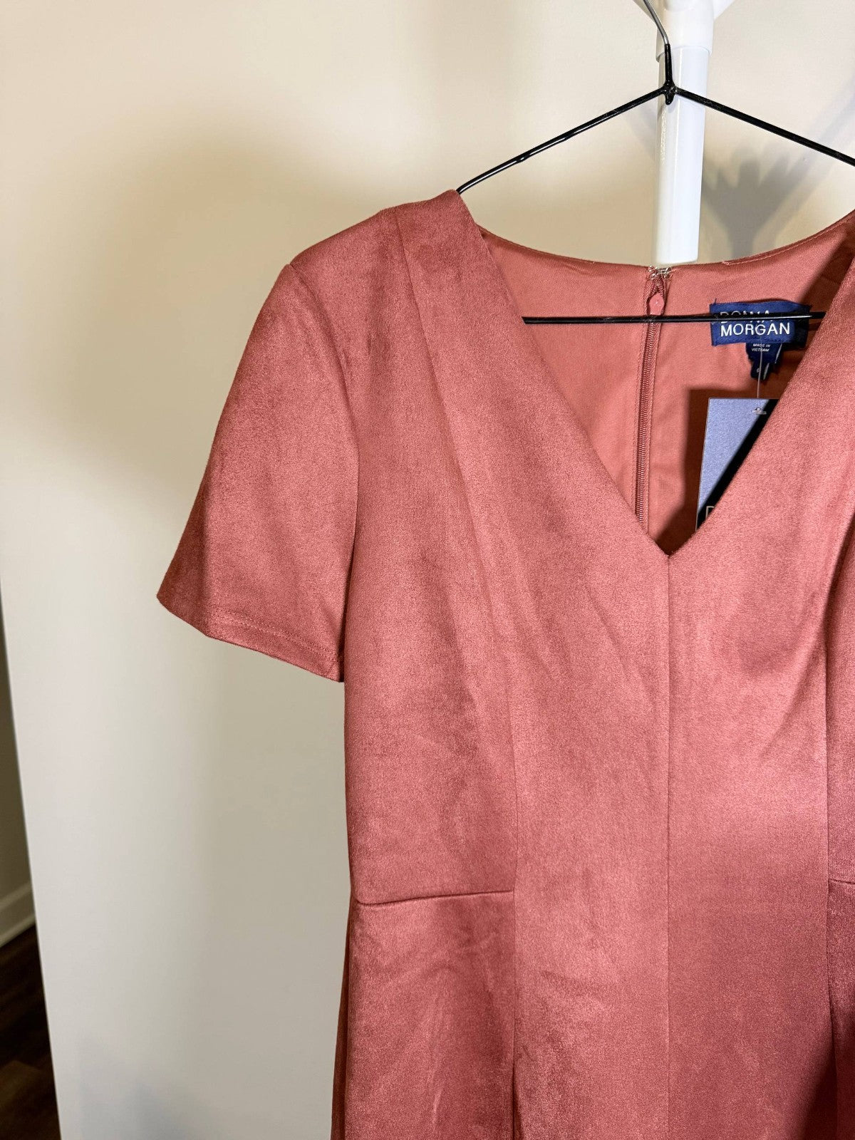 Donna Morgan Women’s V‑Neck Mini Dress – Pink – NWT – MSRP $138 – Sizes 0–16
