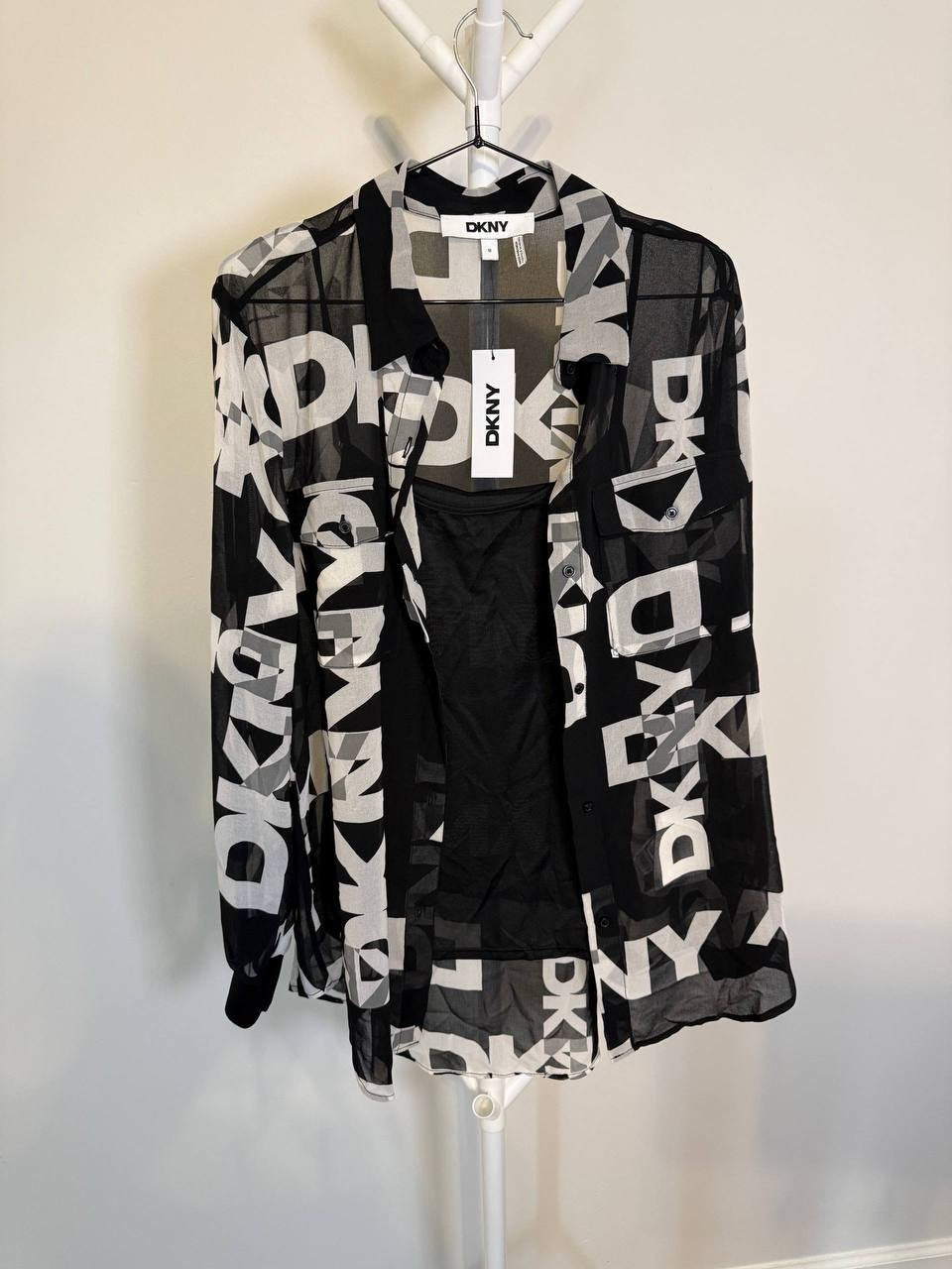 DKNY Foundation  Logo Print Blouse  Modern  Black  Size M  NWT  msrp $89