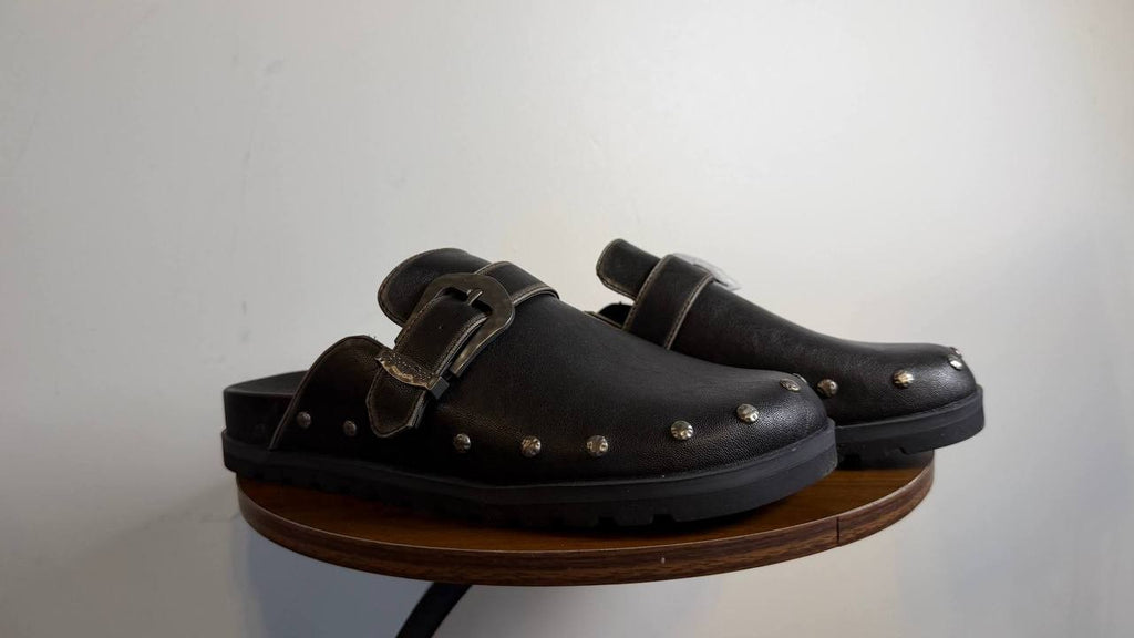 Blowfish Malibu Skylar Clogs 11M Black Slip‑On Buckle Studded NIB $74.99